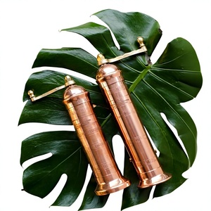 Juego de molinillos manuales de especias con acabado de cobre, herramientas para hierbas y especias, molinillo de pimienta de metal duradero, estilo europeo, disponible en bajo MOQ. - Product Image 1