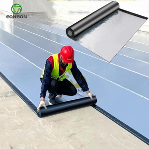 Usine Auto-Adhésif Bitume Feuille De Toit Étanche En <span class=keywords><strong>Aluminium</strong></span> Feuille D'asphalte Modifié Étanche Membrane De <span class=keywords><strong>Toiture</strong></span> <span class=keywords><strong>pour</strong></span> Feuille De Fer - Product Image 1