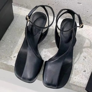 Women's <b>Split</b> <b>Toe</b> Sandals Designer Style Summer Ankle Buckles Straps Pumps Irregular Hook Heels Cut Out <b>Shoes</b> - Product Image 4