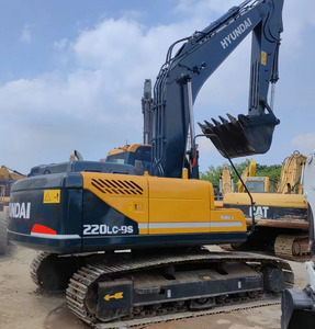 Excavadora Hyundai 220LC-9S USADA Original, Excavadora Hidráulica de 22 Toneladas con Cabina con Aire Acondicionado - Product Image 2
