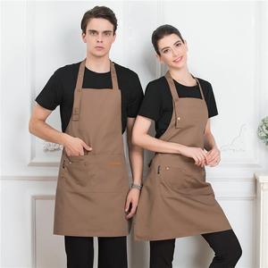 Delantal de herramienta de algodón de barman impermeable negro de alta calidad personalizado de nuevo diseño delantal de lona con espalda cruzada delantal de trabajo de cocina - Product Image 1