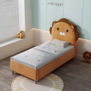 Letto singolo moderno in legno JINS Little Lion per bambini, con protezione laterale e sponda di sicurezza, per uso in camera da letto. - Product Image 4