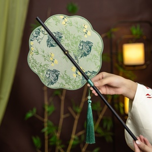 พัดคาดเอวสีเขียวมิ้นท์ลายดอกไม้แบบตะวันออก ประดับด้วยลายแจ็คการ์ด  งานฝีมือแท้ๆ สะท้อนวัฒนธรรมจีนดั้งเดิม - Product Image 1