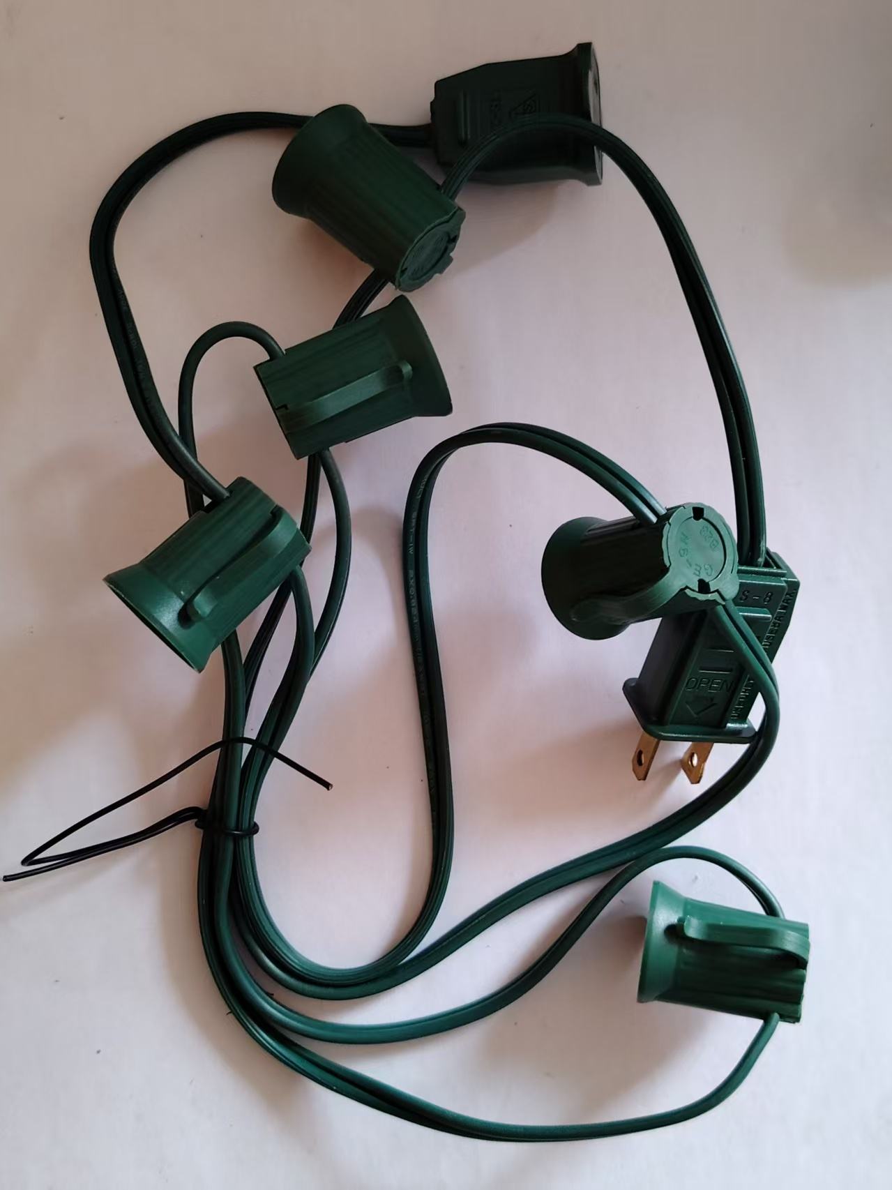 Muestra de 5 enchufes