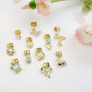 Superventas Transfronterizo: Colgante Italiano DIY para Pulsera, con Patrón de Flor de Cerezo y Estrella Dorados, de Acero Inoxidable Bañado en Oro, Italia - Product Image 5