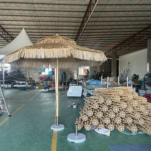 <span class=keywords><strong>Parasol</strong></span> de plage <span class=keywords><strong>en</strong></span> <span class=keywords><strong>paille</strong></span> tressée à double toit sur mesure, fait main <span class=keywords><strong>en</strong></span> raphia, pour le glamping, les sites de villégiature et les fermes - Product Image 6