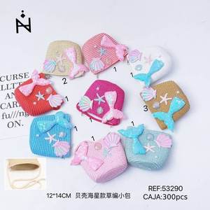 Bolsa Tejida de Paja con Conchas Marinas y Estrellas de Mar, 12x14cm, Accesorio de Playa para Niños - Product Image 3