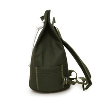 Sac à cordon de tirage avec logo personnalisé sac à dos de sport à bandoulière en couleur sac de cadeaux à cordon en polyester imperméable recyclé avec poche