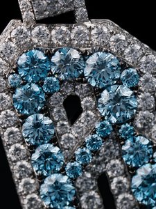 Pendentif en moissanite écologique, design de bijoux brillant et étincelant pour femmes et hommes, disponible au meilleur prix - Product Image 2