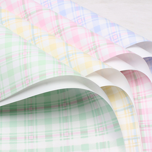 Wholesale Korean Designer Grid Pattern Waterproof Plastic Flower Wrapping Paper Valentine Bouquet Packing Floral Materials - Product Image 2