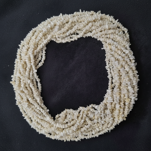 Hermosas cuentas de jade amarillo natural de alta calidad de 8mm sin cortar para la fabricación de joyas de dentición - Product Image 1