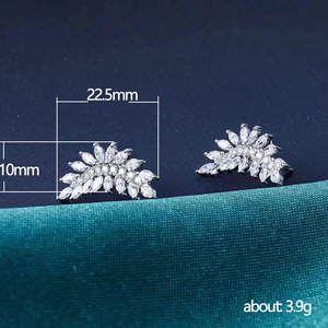 Orecchini a Forma di Foglia per Donne, Accessori di Moda Minimalisti Ispirati alla Natura per Uso Quotidiano - Product Image 5