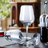 Verres à vin rouge élégants et durables en gros pour la restauration, avec logo, pour mariage