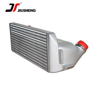 Refroidisseurs intermédiaires en aluminium de nouveau design en gros pièces de système de refroidissement de moteur de voiture de course compatibles avec E82 E90 E92 N54 N55 - Product Image 2