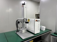 Mini graveur laser à fibre portable pour marquage couleur sur métal, découpe de bijoux, marquage d'oreilles d'animaux, équipement de gravure de claviers