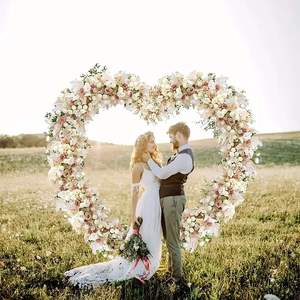Heart-shaped gold metal wedding <b>balloon</b> garland arch background stand frame for event party decoration - Product Image 5