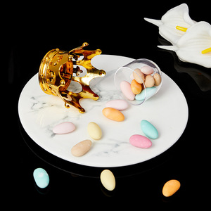 Scatola di caramelle in plastica oro e argento con corona in stile europeo scatola di cioccolatini Souvenir per banchetti creativi per matrimoni e feste per bambini - Product Image 5