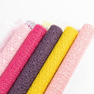 مصنع شينيراب للبيع بالجملة 50*5 ياردة شبكة تغليف الزهور زهرة لفة شبكة تزيين الزهور - Product Image 6