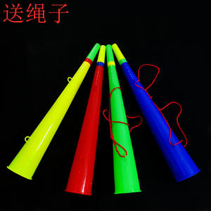 足球Vuvuzela，用于在体育赛事中欢呼的塑料喇叭，通常与国旗和足球迷联系在一起 - Product Image 3