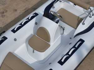 <span class=keywords><strong>Bateau</strong></span> pneumatique semi-rigide Zhenbo 3,9 m 390C avec coque en fibre de verre et Hypalon PVC, pour la pêche, la cabine, la dérive et la plongée - Product Image 4
