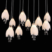 Décoration et fournitures de mariage : Lustre magnolia 10 têtes luxueux pour salle de mariage, Lumière décorative créative en acrylique, Éclairage de mise en scène de mariage, Vente en gros
