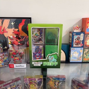 Vente flash - Edition chinoise de Pokémon TCG - Coffret cadeau premium Premier Partenaire - Édition spéciale Bulbasaur - Série de collection 151 - Product Image 6