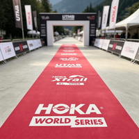 Tapis de course personnalisé en rouleau pour événements de triathlon, antidérapant avec dos en grille, pour compétitions sportives, avec logo personnalisé, vente en gros usine