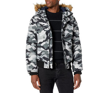 Veste matelassée à capuche légère en toile d'hiver pour homme avec design respirant et écologique pour un confort quotidien - Product Image 6