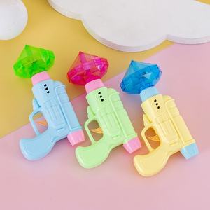 LED Light Up Spinner Tops Launcher mit Gyroskop <span class=keywords><strong>Motion</strong></span> Buntes Blinkendes Spielzeug Neuheit Spielzeug Geschenke zum Geburtstag Led Gyro Toy - Product Image 3