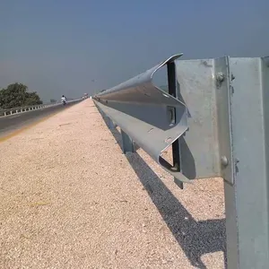 Q235 Q345 Steel Highway Guardrail U Tipo Poste de valla de acero