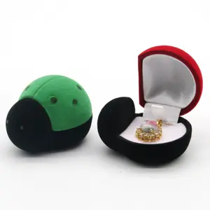 Cajas de joyería de terciopelo personalizadas de alta calidad, caja de anillo de regalo de lujo para niños con Material aterciopelado para embalaje de joyería