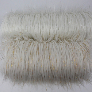 Peluche bouclée blanche de <span class=keywords><strong>tissu</strong></span> de vêtement de fourrure de long Plie avec le jouet de Lurex et les textiles à la maison - Product Image 2