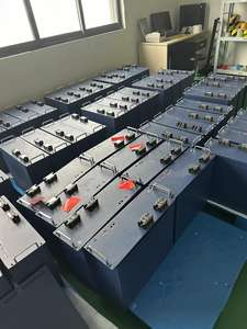 Usine des EAU 51.2V 100AH 5.12kWh LiFePO4 système de batterie domestique mural à grille hybride divisée - Product Image 3