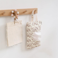 Pochette de voyage matelassée pour lingettes bébé, motif floral, sac portable suspendu pour lingettes humides pour poussette