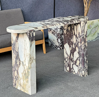 Élégant ensemble de quatre tables basses en marbre turc Calacatta Viola pour salon, bar et extérieur, respectueux de l'environnement
