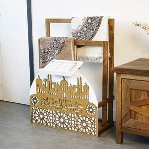Elegante Soporte <span class=keywords><strong>de</strong></span> Madera Grabado a Mano para <span class=keywords><strong>el</strong></span> Corán, Organizador <span class=keywords><strong>de</strong></span> Alfombras <span class=keywords><strong>de</strong></span> Oración Islámicas, Regalo para Ramadán y Eid, Exhibición para Mezquita - Product Image 6