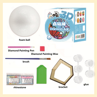 Décor de boule de mousse strass appliqué à la main sur support en bois ornement de bureau étincelant cadeau artisanal