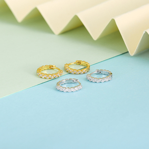Boucles d'oreilles CANNER plaquées or 18 carats, cercle torsadé, zircon, style hipster pour femmes - Product Image 3