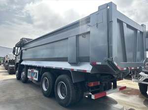 Camion tracteur HOWO 6x4 d'occasion, moteur diesel Weichai 351-450 CV, conduite à gauche, transmission manuelle, norme d'émission Euro 3, capacité de charge 31-40T - Product Image 5