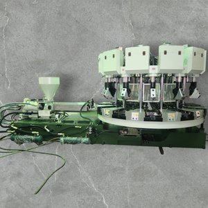 Equipo de Unión de un Solo Color, Tipo Rotatorio DIP, Máquina Automática de Inyección de Suelas de Zapatos - Product Image 4