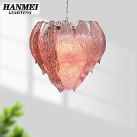 Lustre à LED en verre rose givré antique français avec hauteur réglable pour l'éclairage d'escalier de maison et de villa