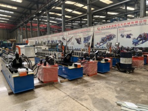 Máquina automática de laminado de techo con ranura para sombrero de tablero de yeso, máquina formadora de acero con perfil <span class=keywords><strong>Omega</strong></span> - Product Image 6