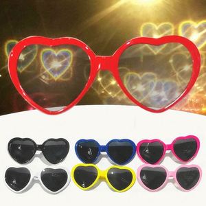 แว่นกันแดดแฟชั่นขายส่ง เปลี่ยนแสงให้เป็นรูปหัวใจ แว่นตาเอฟเฟกต์รูปหัวใจสำหรับผู้หญิง - Product Image 1