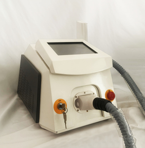 Máquina Q-Switch NdYAG 1064nm/532nm/1320nm con Ancho de Pulso de 5ns, Portátil, de Uso Comercial, Sistema de Eliminación de Pigmentos de Tatuajes y Depilación - Product Image 2