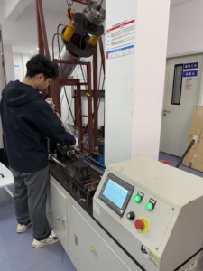 Phòng thí nghiệm thử nghiệm chuyên nghiệp và dịch vụ kiểm tra cho thử nghiệm thử nghiệm hiệu suất xoắn và Xoắn - Product Image 3