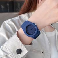 Fabricant de montres personnalisées, montre de luxe en plastique pour hommes, cadran avec chiffres arabes, logo