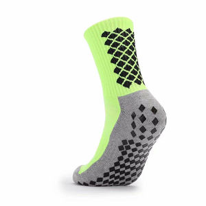 Calcetines de agarre de fútbol de élite para hombre, cinta deportiva de rendimiento Rosa personalizada, diseño antideslizante, parte inferior de la tripulación para Primavera, Fútbol al por mayor - Product Image 5