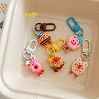 Figurines d'expressions de dessins animés de haute qualité, porte-clés personnalisés en résine, pendentifs porte-clés en résine, breloques porte-clés en résine en gros