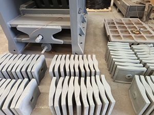 Molino de Bolas de Marca Única para Molienda de Cuarzo y Piedra de Uranio con Motor AC y Caja de Engranajes, Capacidad de 15-160t/h, Colector de Polvo, Origen Henan - Product Image 4