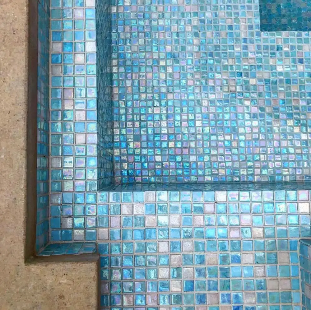 Foshan Realgres yüksek kaliteli mermer sırlı yüzme havuzu fayans mavi cam mozaik